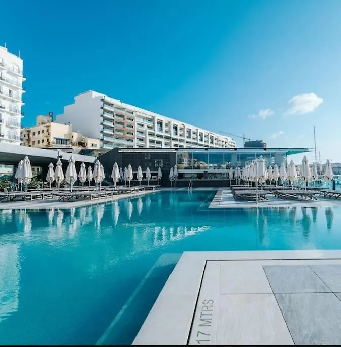 Beautiful 2Bdr In Center Sliema! Near Beach Apartment