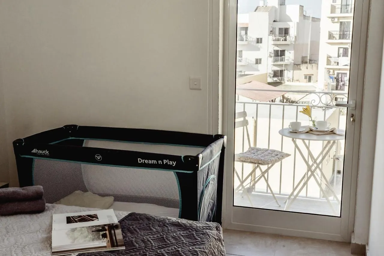 Apartment Beautiful 2Bdr In Center Sliema! Near Beach